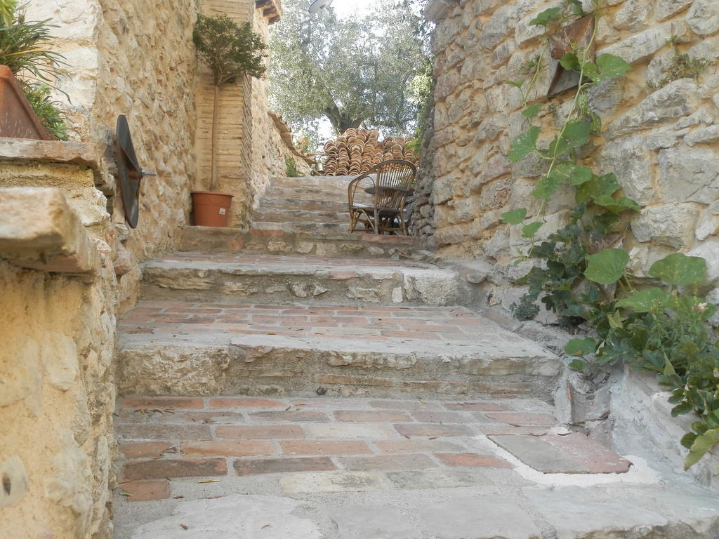 Residenza Di Paese Castello Del Poggio Hotel Ferentillo Exterior foto