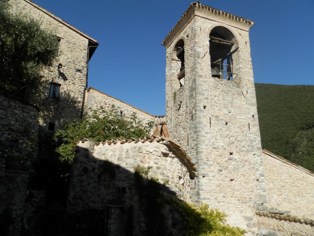 Residenza Di Paese Castello Del Poggio Hotel Ferentillo Exterior foto